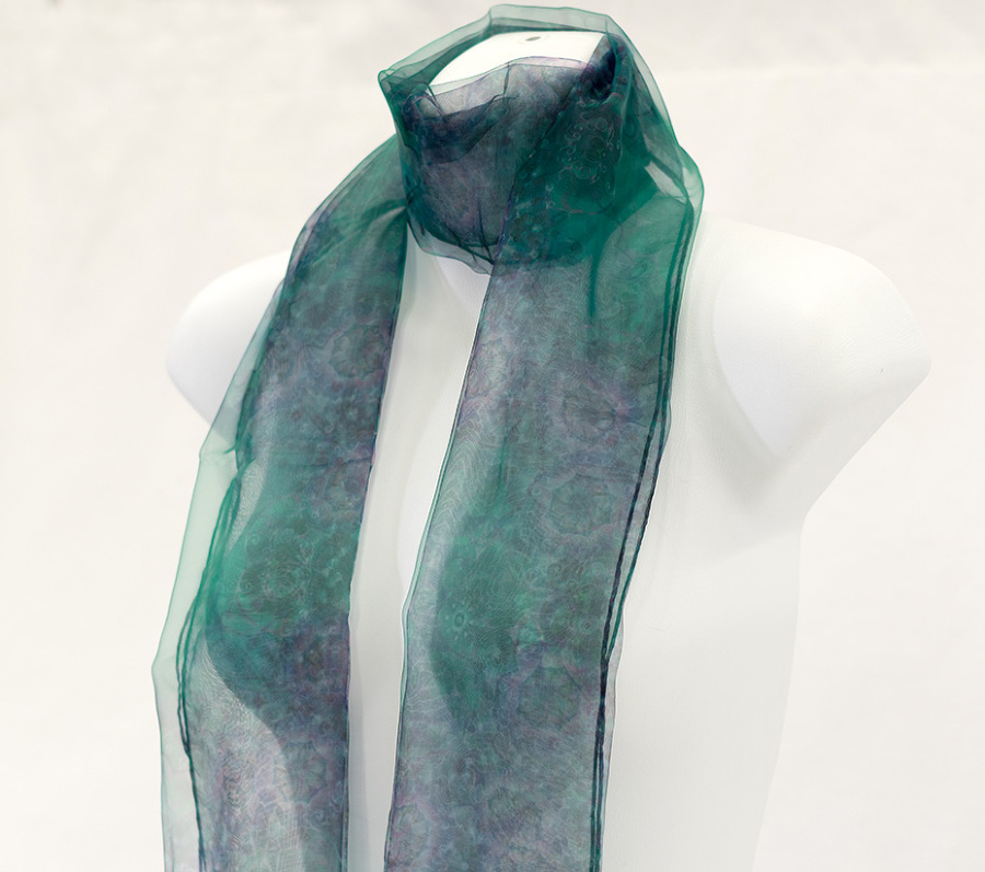 世界最薄級3Dテキスタイル 「KYARA」（キャラ）スカーフ・ポケットチーフ - 株式会社コイズミ - 取扱商品 - かほく市地場産業モール